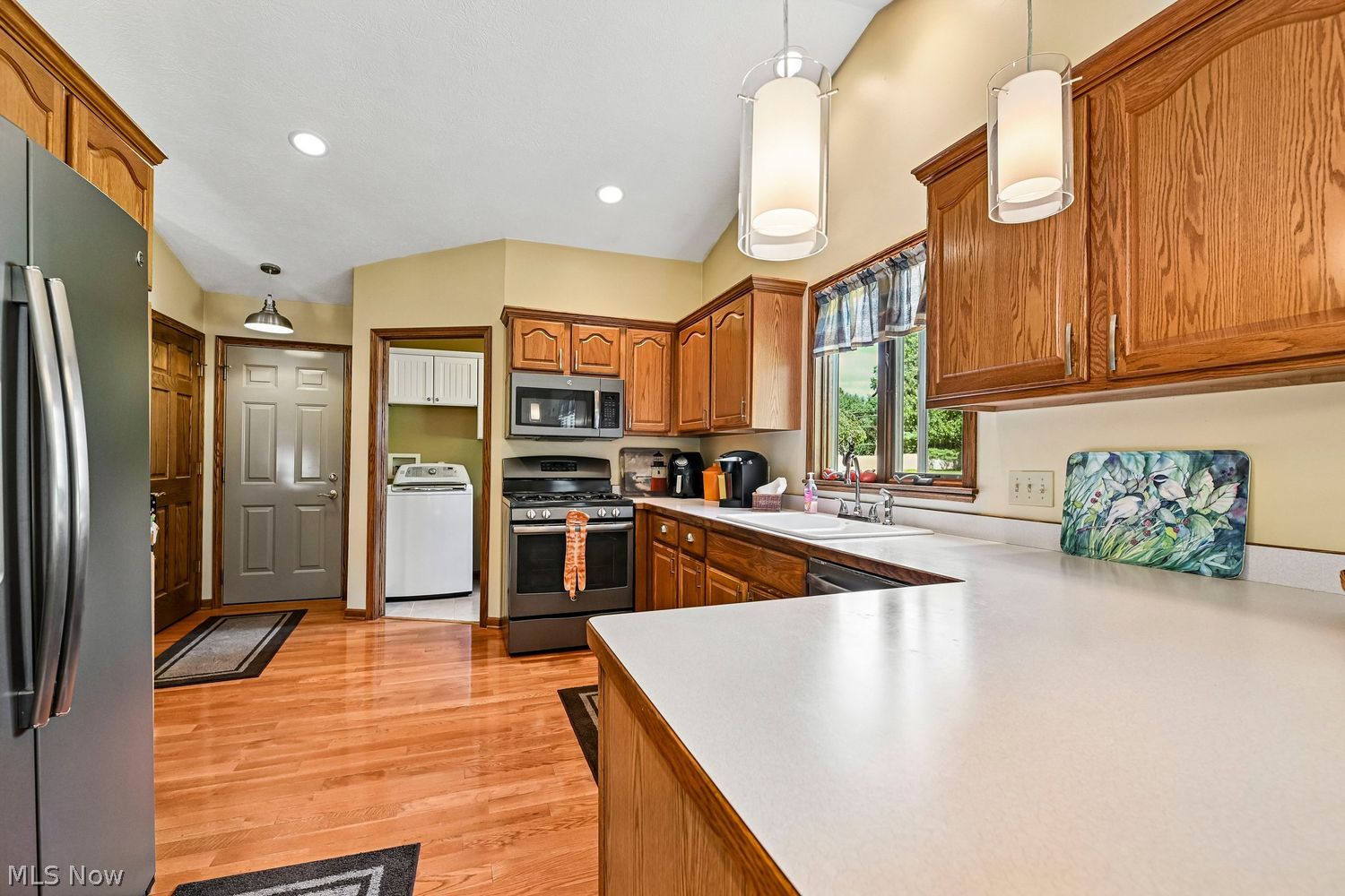 7174 Lake O' Springs Avenue NW North Canton OH 44720