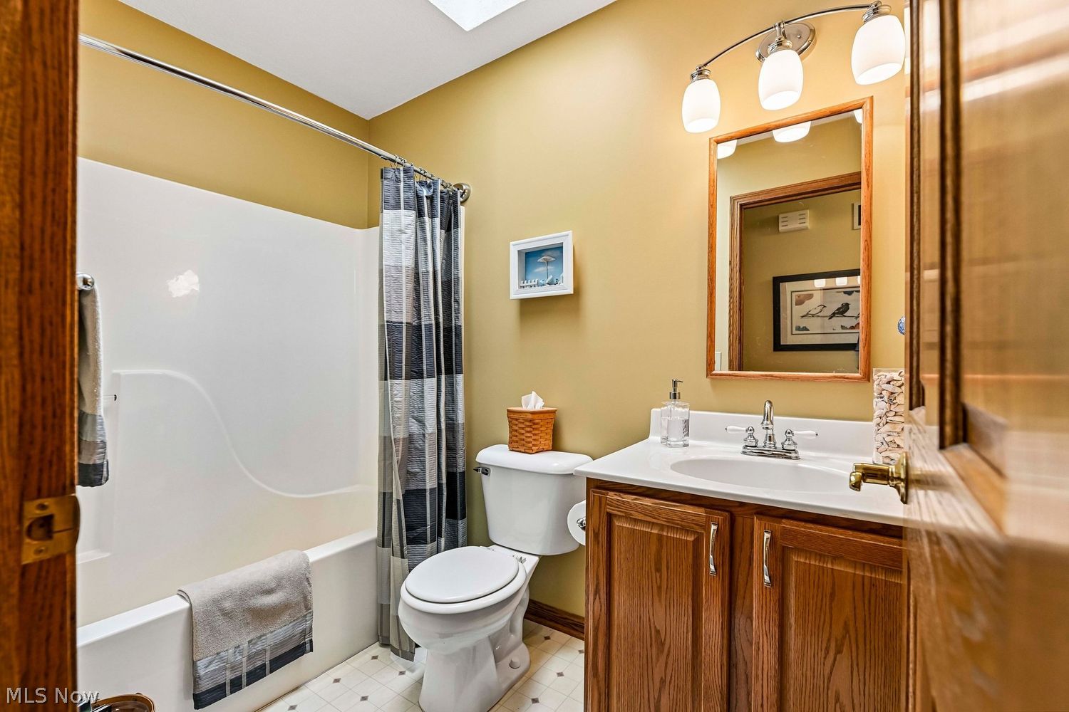 7174 Lake O' Springs Avenue NW North Canton OH 44720