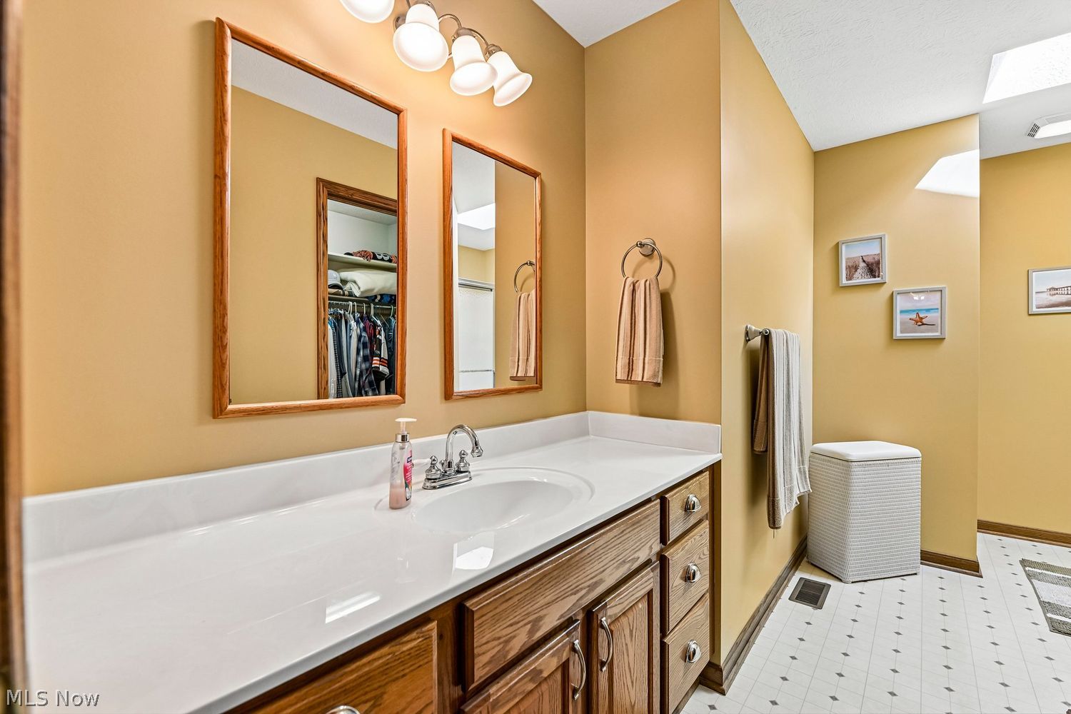 7174 Lake O' Springs Avenue NW North Canton OH 44720