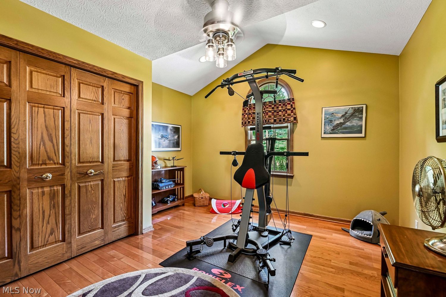 7174 Lake O' Springs Avenue NW North Canton OH 44720