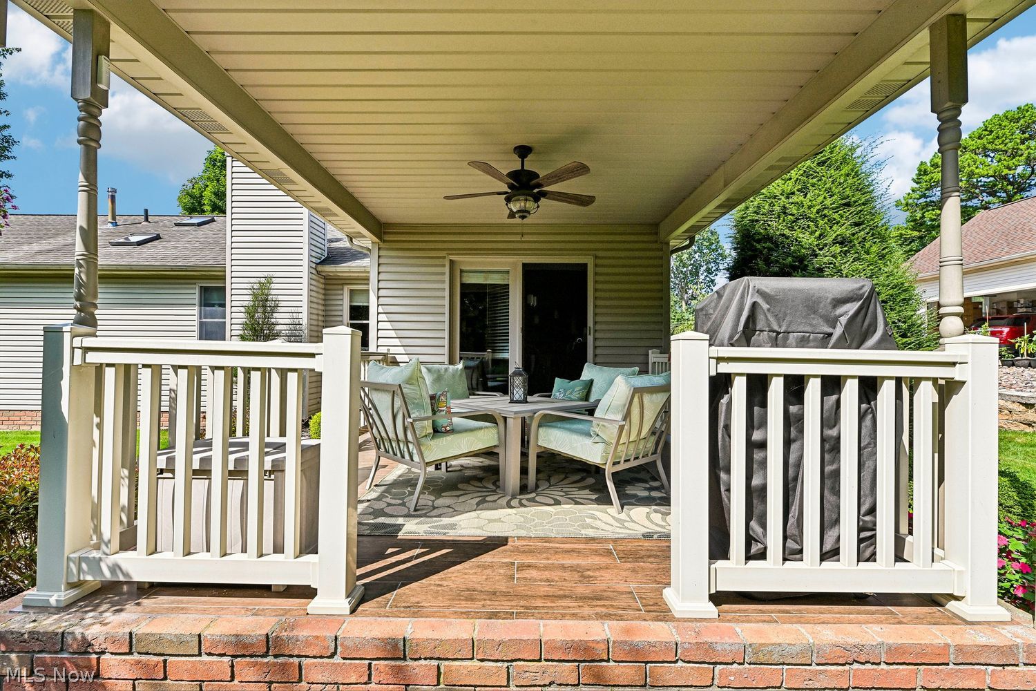 7174 Lake O' Springs Avenue NW North Canton OH 44720