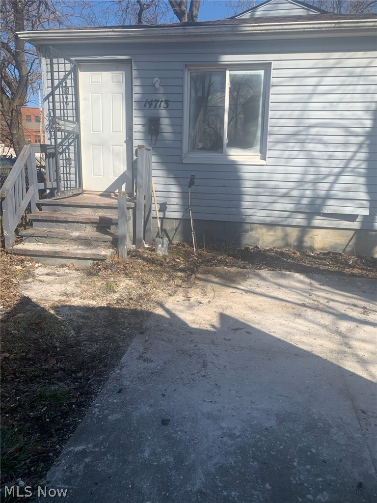 14713 Pepper Avenue Cleveland OH 44110