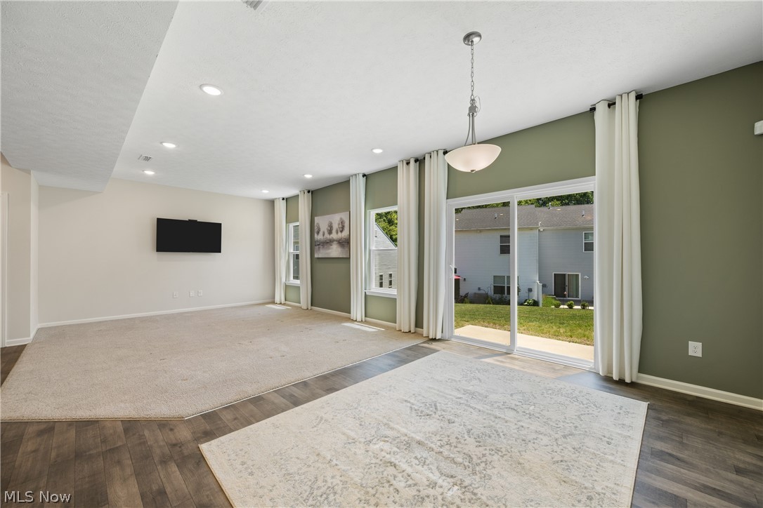 1357 Maple Grove Lane Uniontown OH 44685