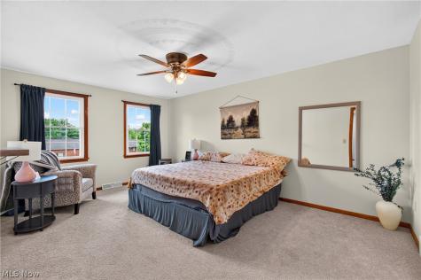 7513 Roni Street SW Massillon OH 44646