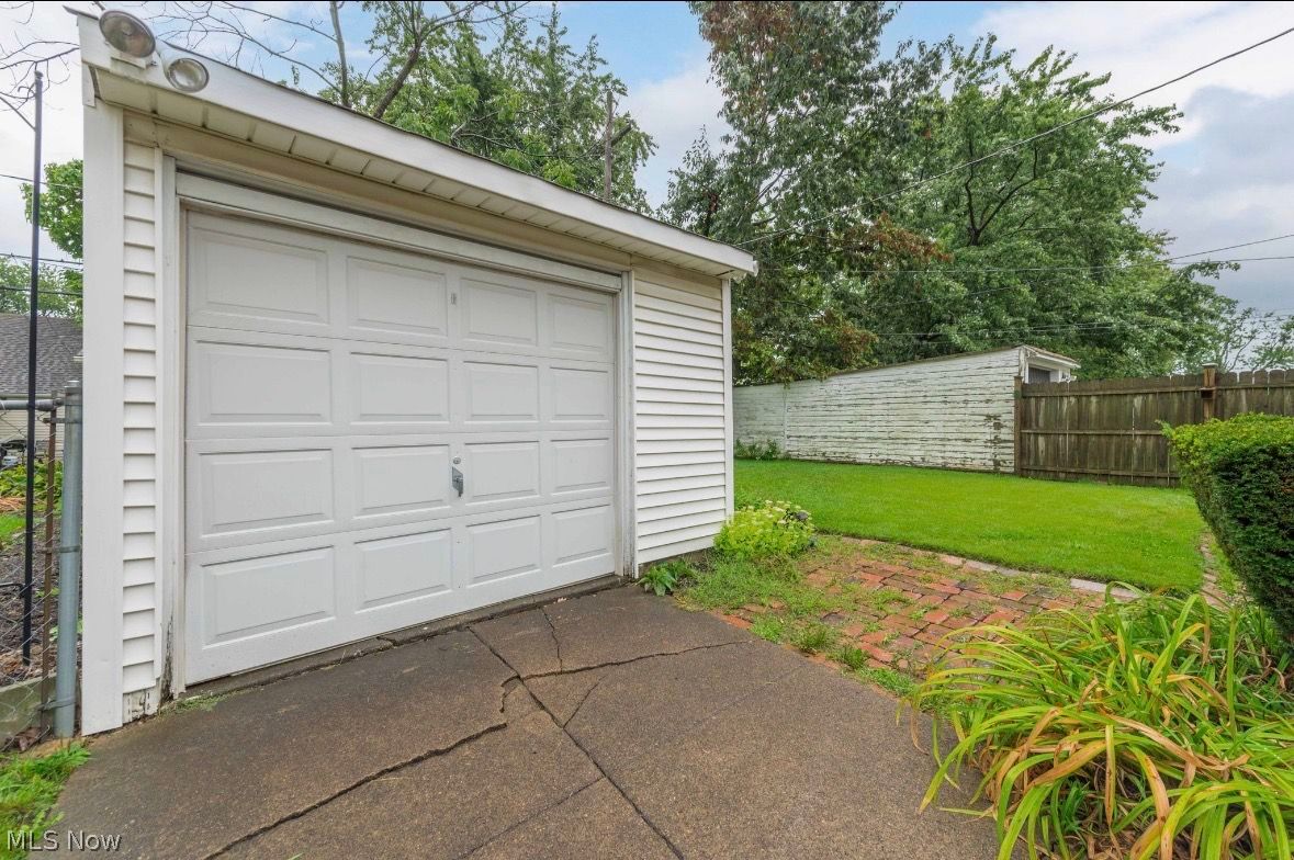 4501 W 174th Cleveland OH 44111