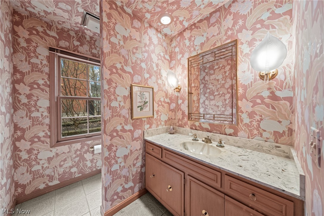 24170 Hermitage Road Shaker Heights OH 44122