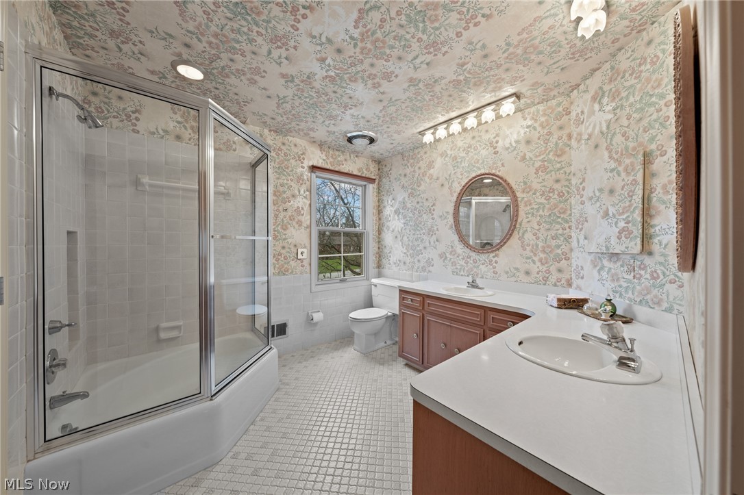 24170 Hermitage Road Shaker Heights OH 44122
