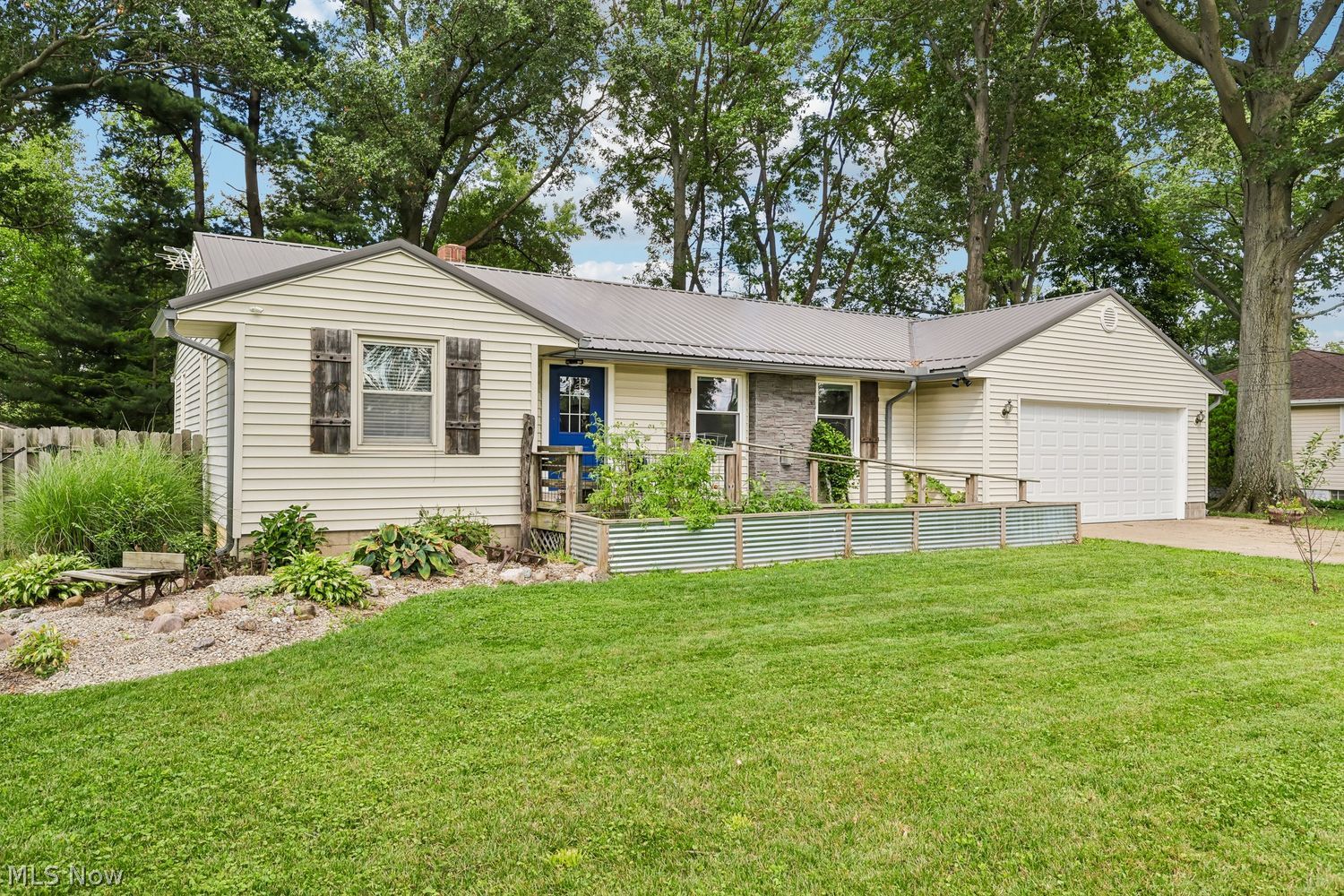 223 Southwood Drive Carlisle OH 44035