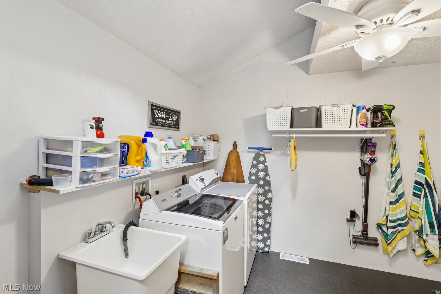223 Southwood Drive Carlisle OH 44035