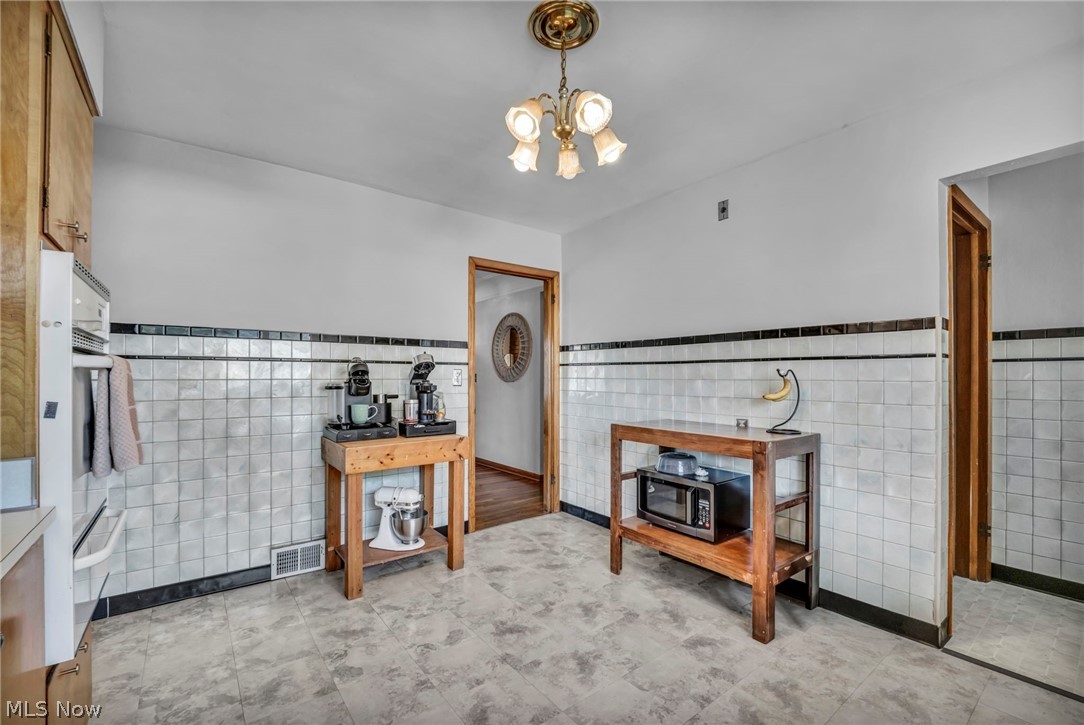 1332 W 38th Street Lorain OH 44053