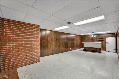 1332 W 38th Street Lorain OH 44053