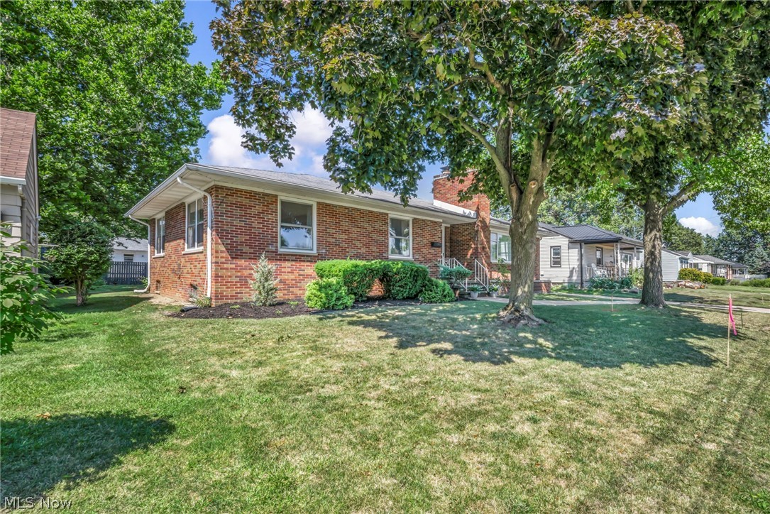 1332 W 38th Street Lorain OH 44053