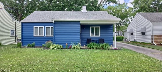 824 Ohio Avenue Mcdonald OH 44437