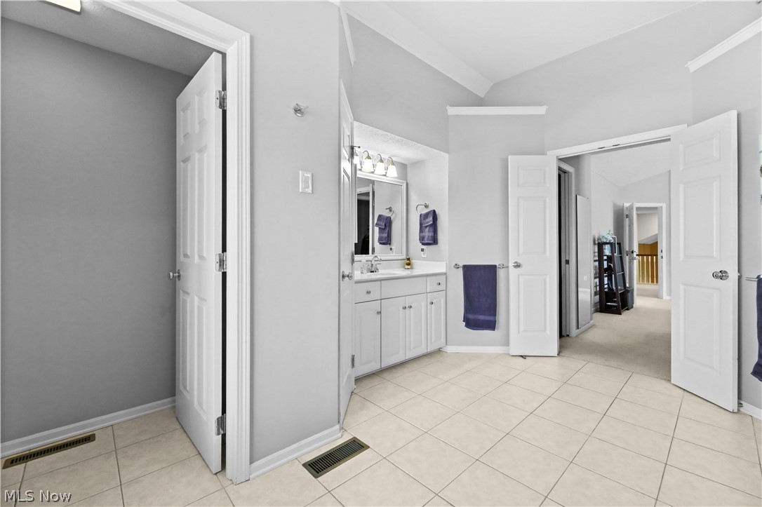 502 Augusta Drive Fairlawn OH 44333