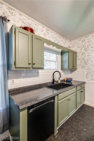 431 11th Street NE Massillon OH 44646