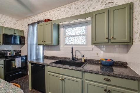 431 11th Street NE Massillon OH 44646
