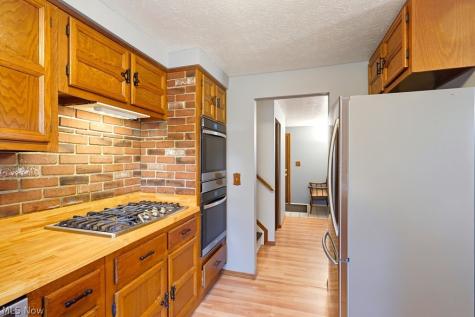 321 Suzanne Drive Kent OH 44240