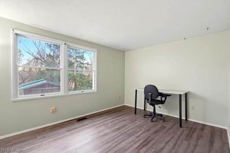 321 Suzanne Drive Kent OH 44240