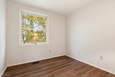 321 Suzanne Drive Kent OH 44240