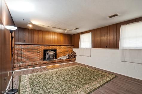 321 Suzanne Drive Kent OH 44240