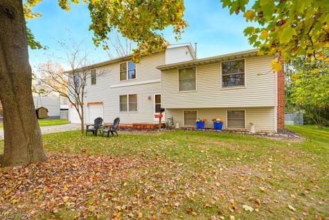 321 Suzanne Drive Kent OH 44240
