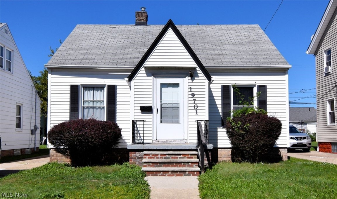 19701 Ormiston Avenue Cleveland OH 44119