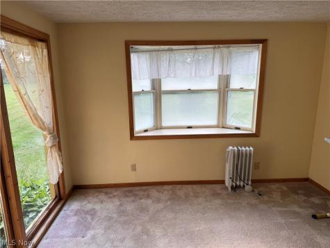 5920 Weaver Road New Franklin OH 44216