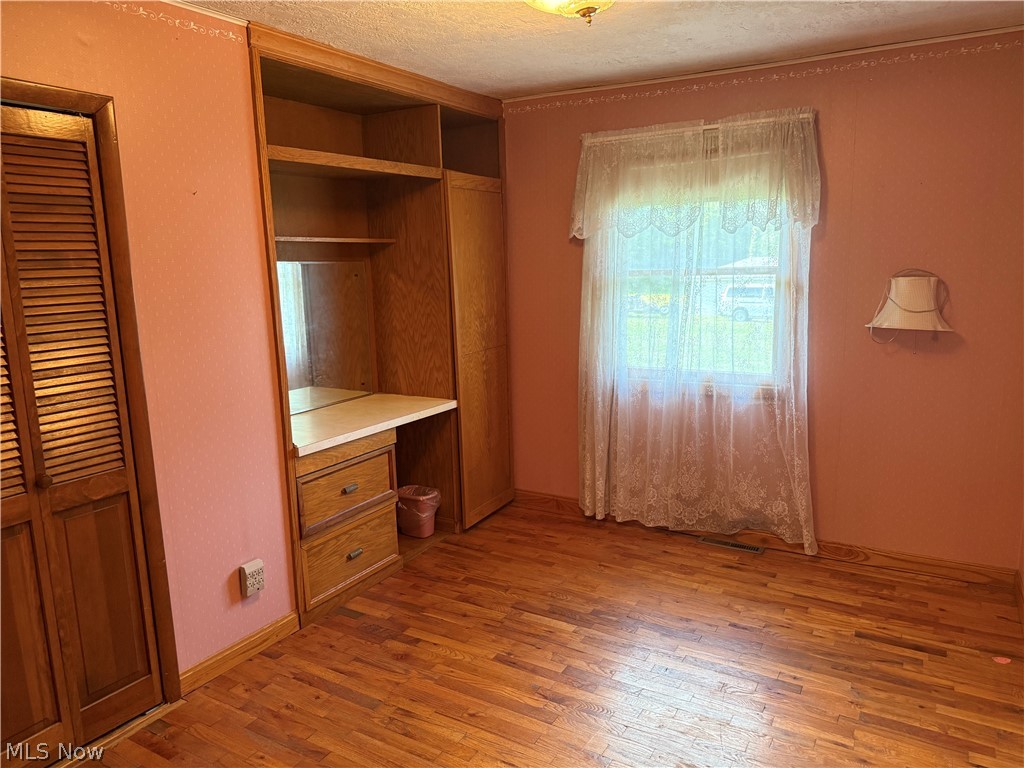 5920 Weaver Road New Franklin OH 44216