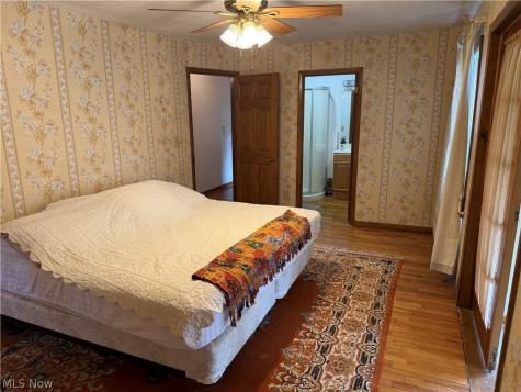 5920 Weaver Road New Franklin OH 44216