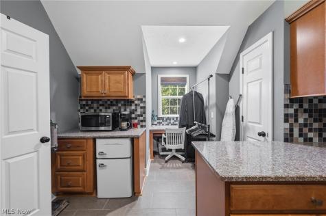 20108 Kylemore Drive Strongsville OH 44149