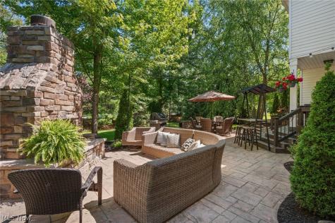 20108 Kylemore Drive Strongsville OH 44149