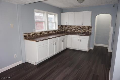 3542 W 128th Street Cleveland OH 44111