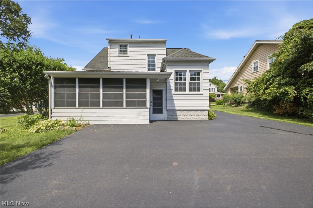 144 N Main Street Poland OH 44514