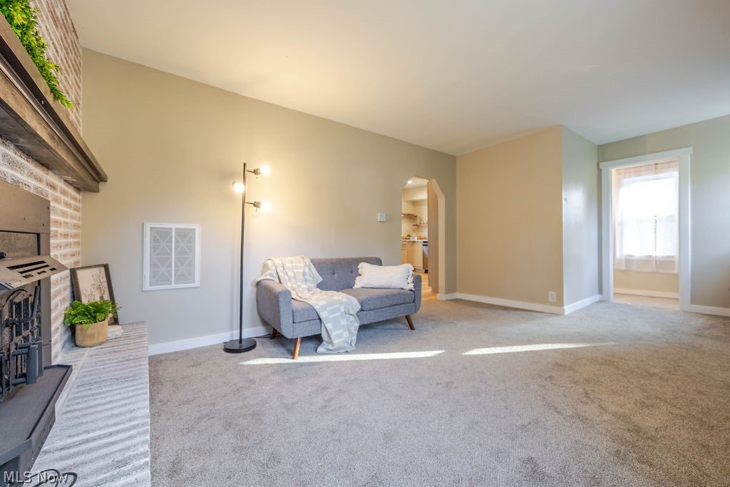 2239 Lake Road Akron OH 44312