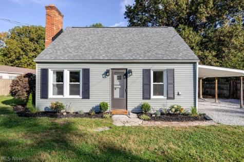 2239 Lake Road Akron OH 44312