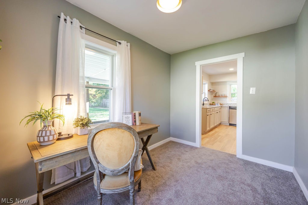 2239 Lake Road Akron OH 44312