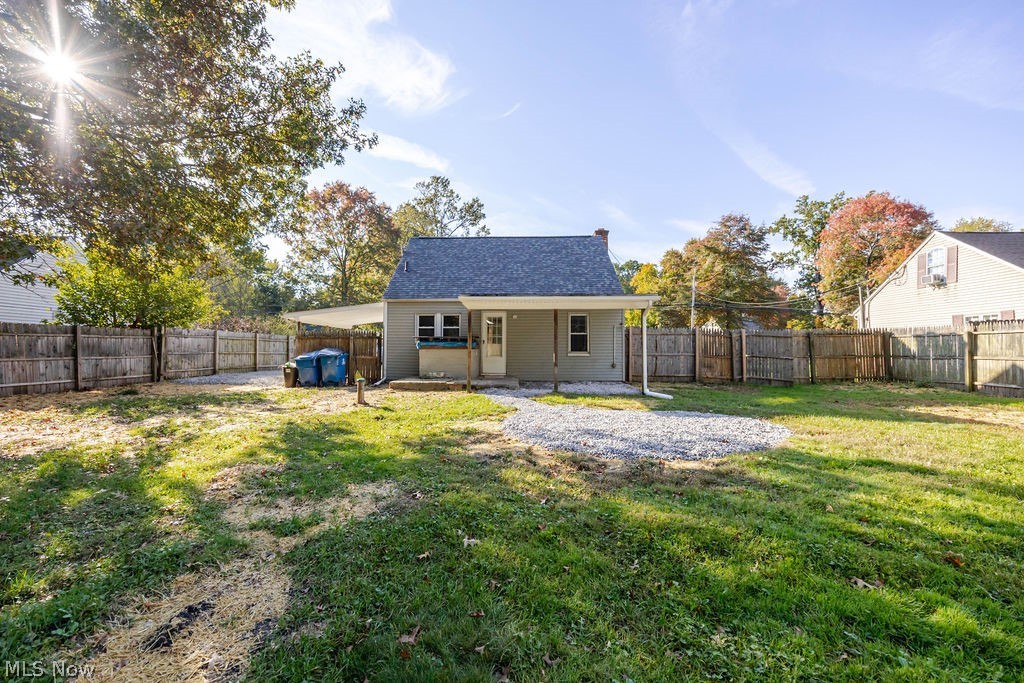 2239 Lake Road Akron OH 44312