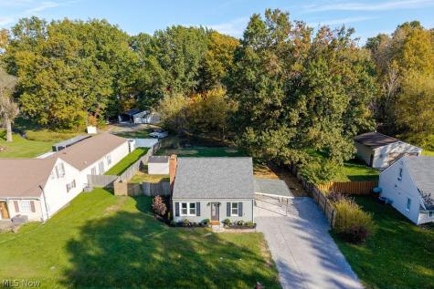 2239 Lake Road Akron OH 44312