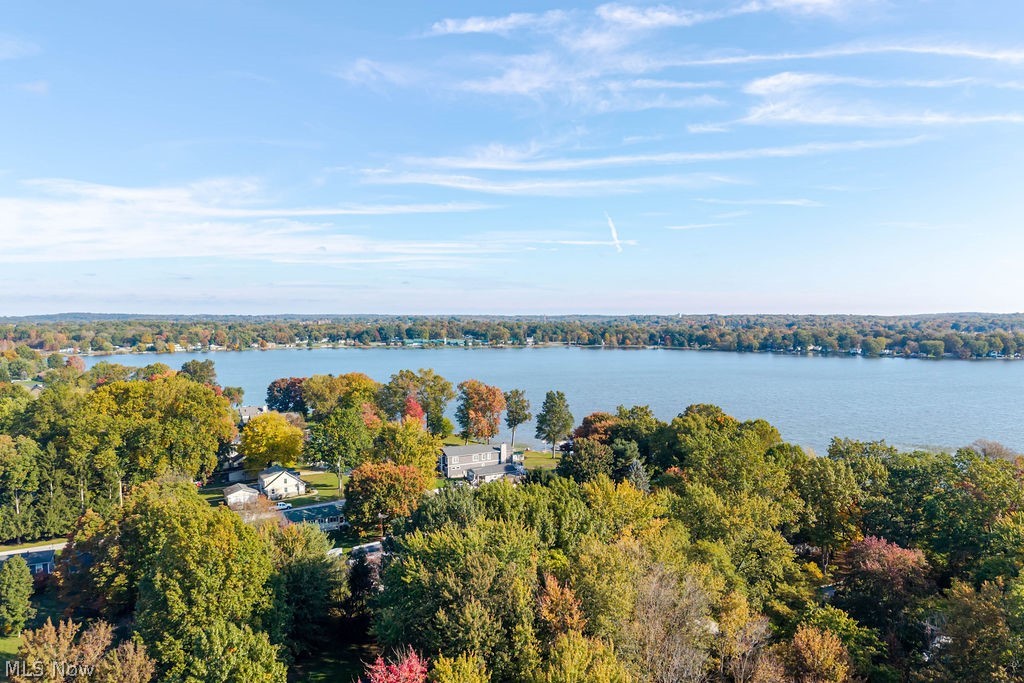 2239 Lake Road Akron OH 44312