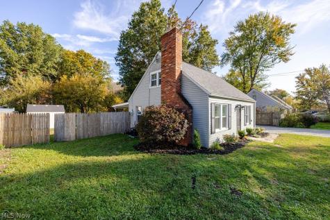 2239 Lake Road Akron OH 44312