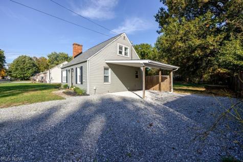 2239 Lake Road Akron OH 44312