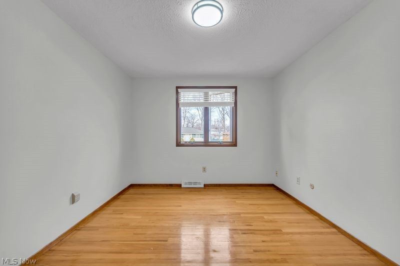 462 Waterbury Drive Eastlake OH 44095