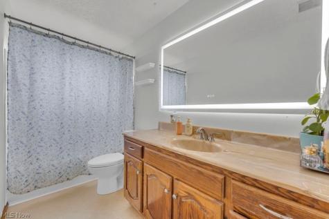 462 Waterbury Drive Eastlake OH 44095
