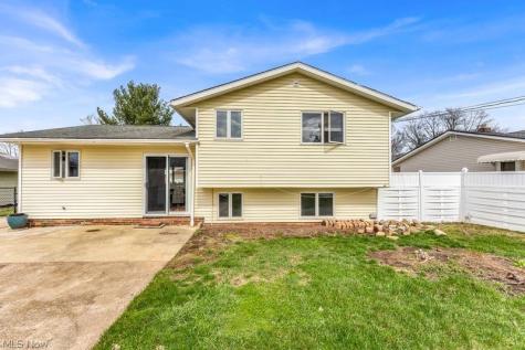 462 Waterbury Drive Eastlake OH 44095