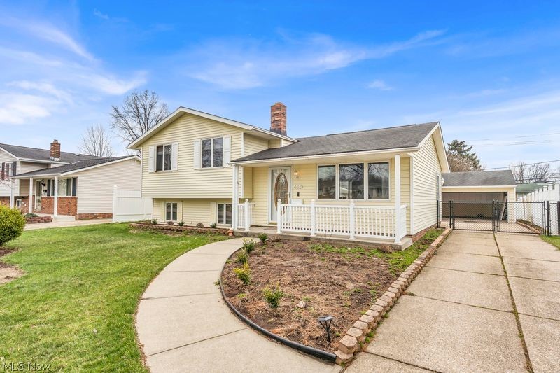 462 Waterbury Drive Eastlake OH 44095