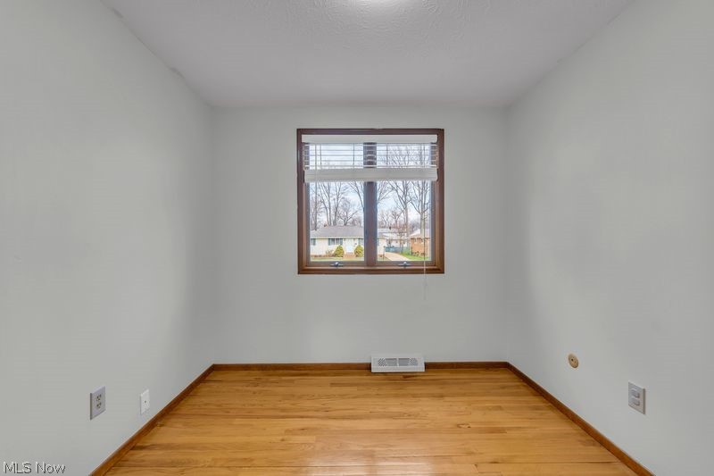462 Waterbury Drive Eastlake OH 44095