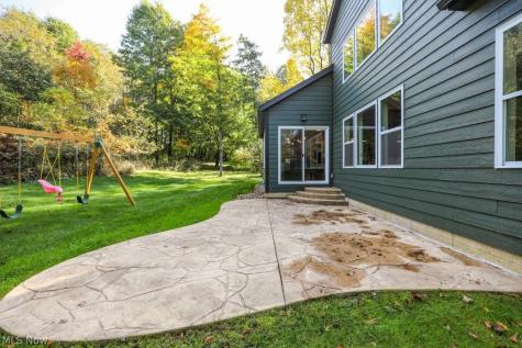 1105 Woodbend Road Ravenna OH 44266