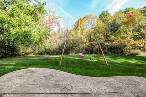 1105 Woodbend Road Ravenna OH 44266