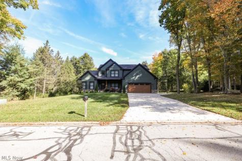 1105 Woodbend Road Ravenna OH 44266