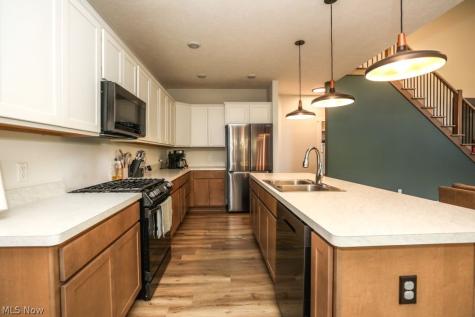 1105 Woodbend Road Ravenna OH 44266